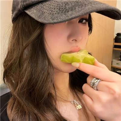 大镬不离两兄弟